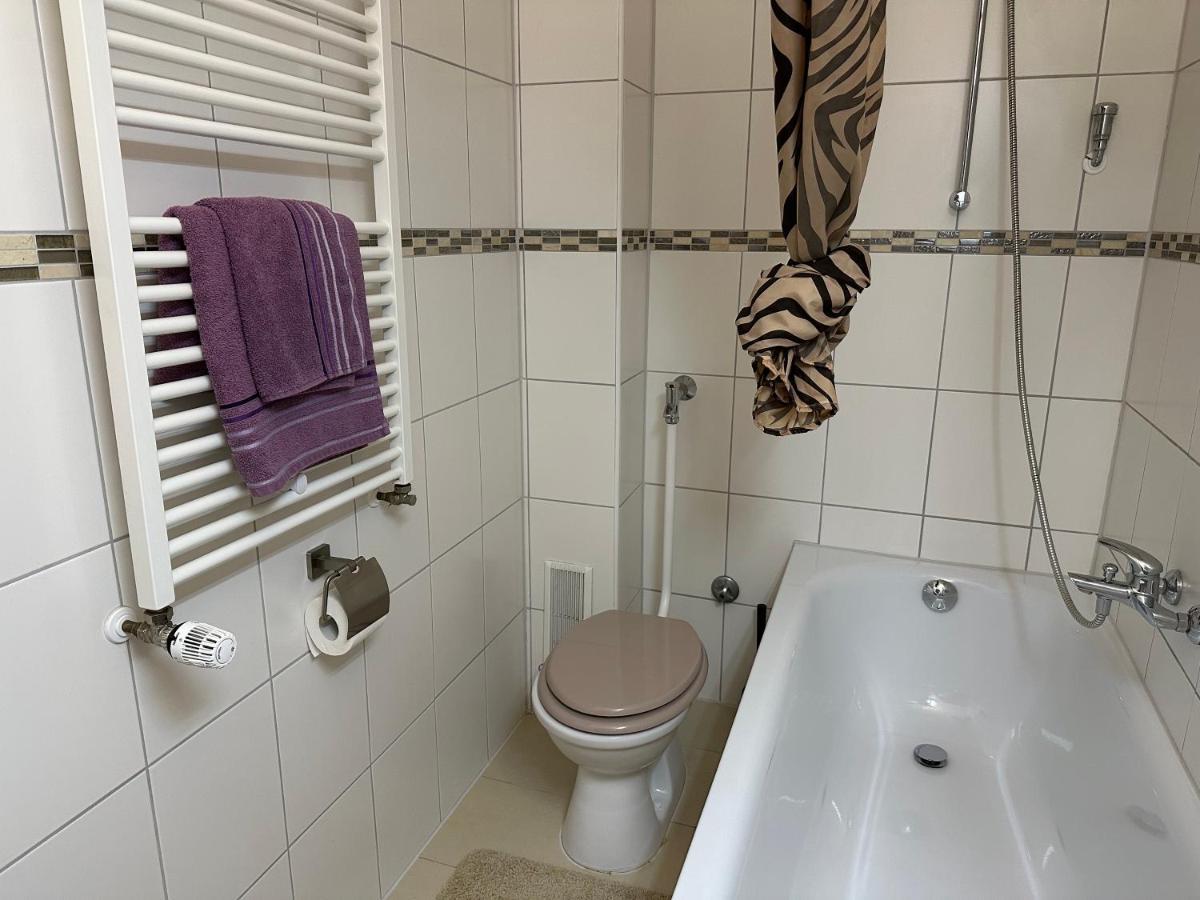 Kleine Oase In Essen-Sued Appartement Buitenkant foto